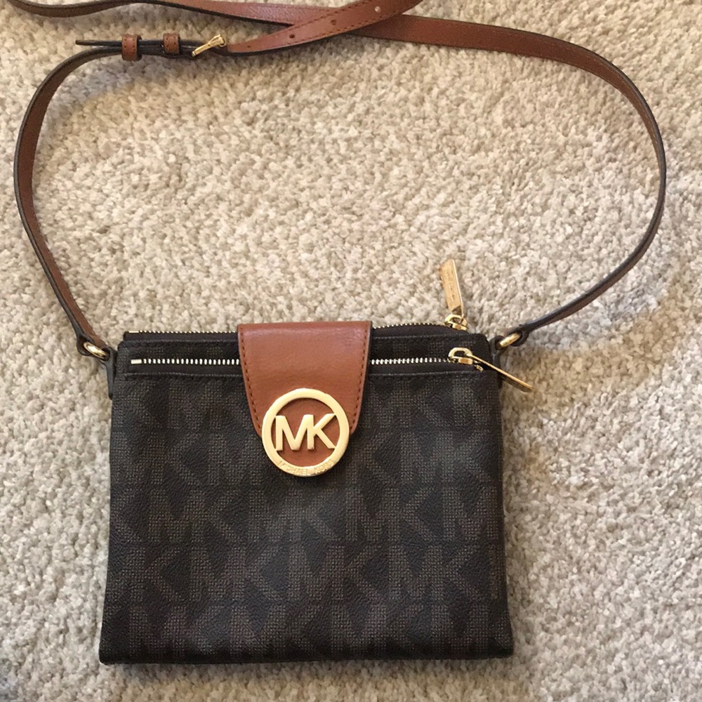 Michael Kors Crossbody